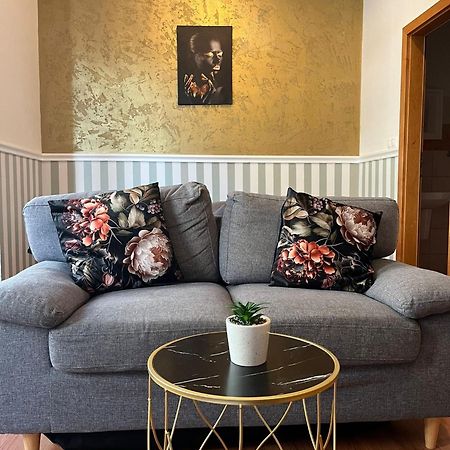 De Luxe 4 May Plaza Bratislava Dış mekan fotoğraf