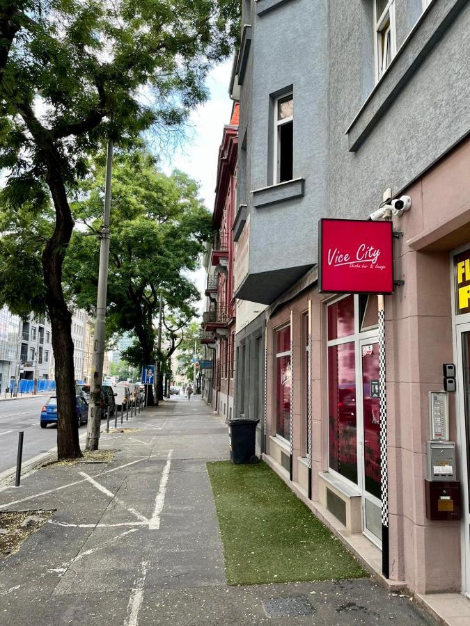 De Luxe 4 May Plaza Bratislava Dış mekan fotoğraf