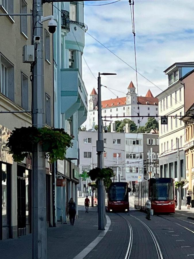 De Luxe 4 May Plaza Bratislava Dış mekan fotoğraf